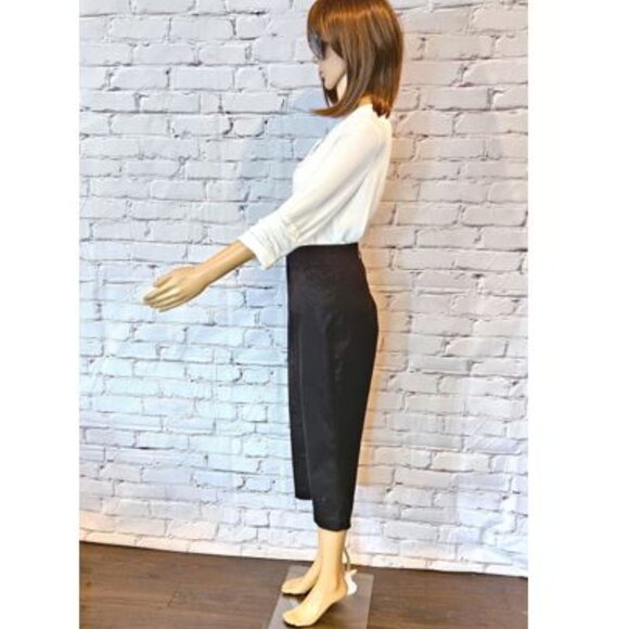 KIM ROGERS, cotton cropped black capri pants - Picture 7 of 13